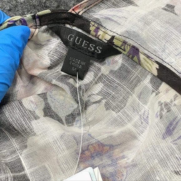 GUESS Floral Puff Sleeve Crop Top – Size M – NWT - Picture 5 of 6